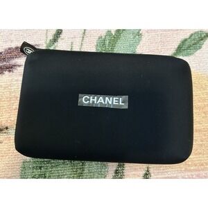 CHANEL Beauty Black Neoprene Makeup/Cosmetics Pouch – Gift With Purchase